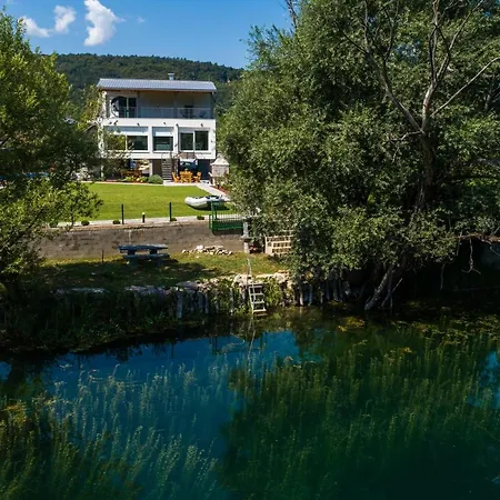 Summer Villa *