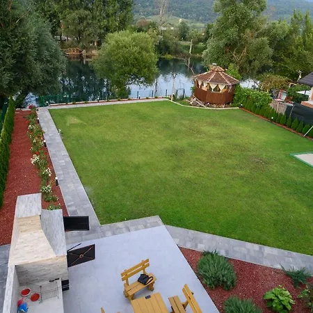 וילה Summer Bihać